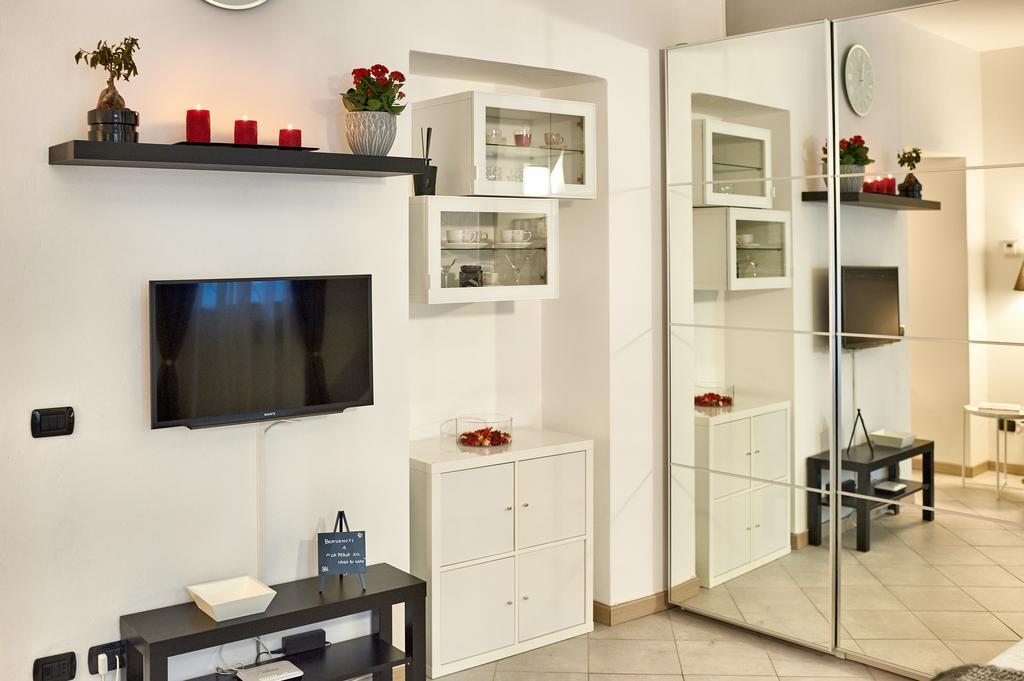Apartment La Perla Sul Di Con Parcheggio Como